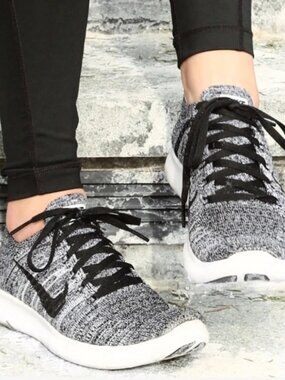 NIKE Free RN Flyknit Running Shoes"Oreo" Gray/White/Black Youth 5.5/W Size 7